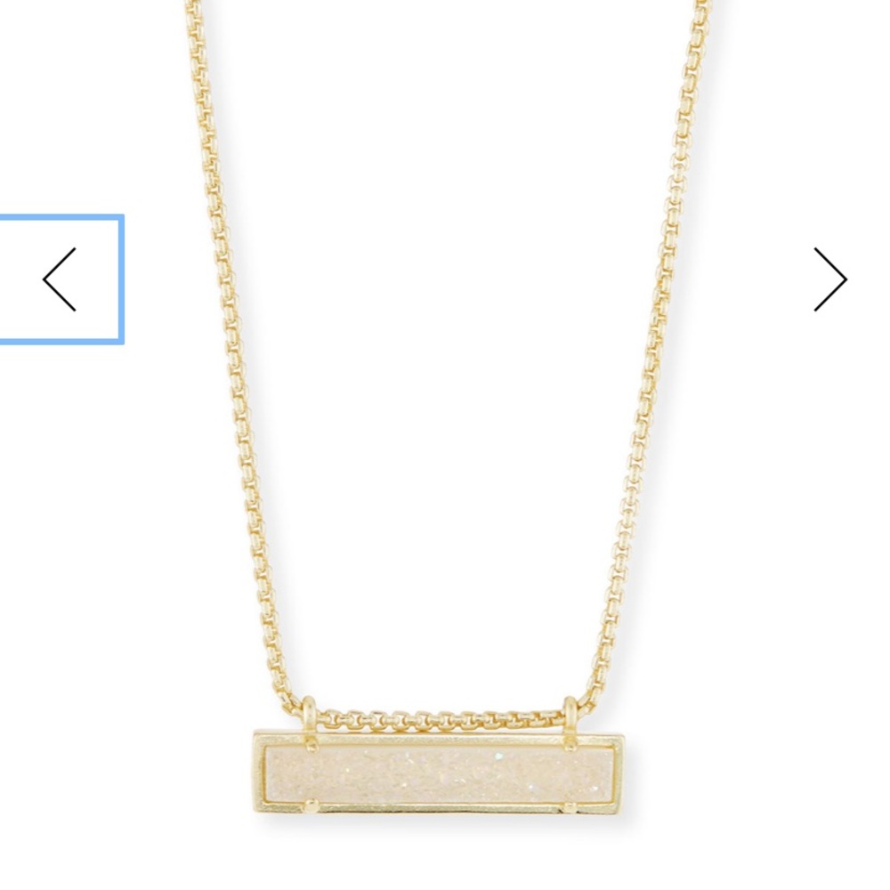 Leanor Bar Pendant Necklace
